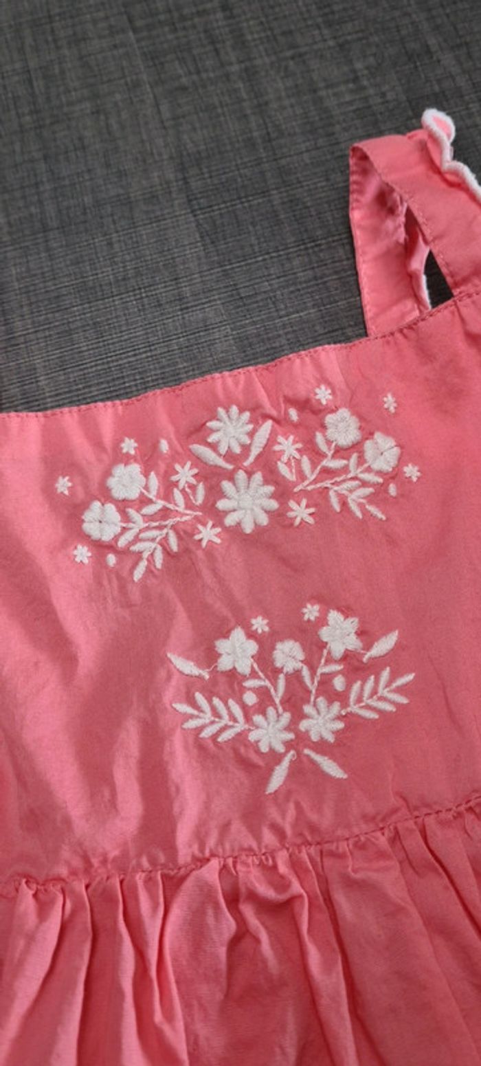 Jolie robe Sergent Major 2 ans - photo numéro 2