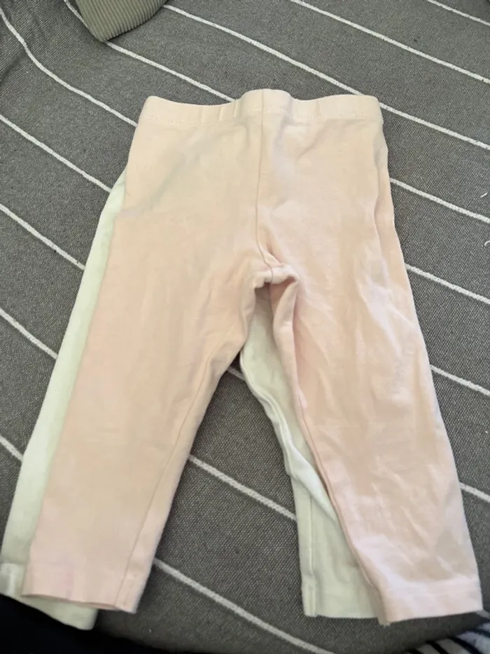Lot de 3 leggings bébé primark 6/9 mois - photo numéro 5