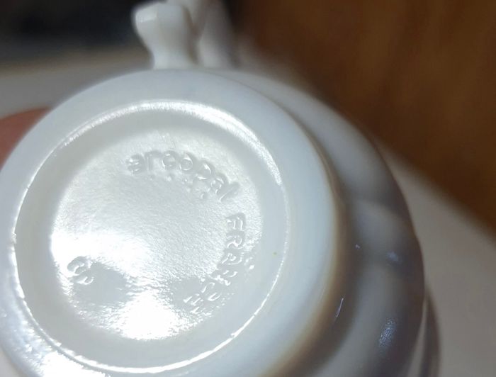 Lot 4 tasses arcopal vintage blanche fleurs fleue - photo numéro 4