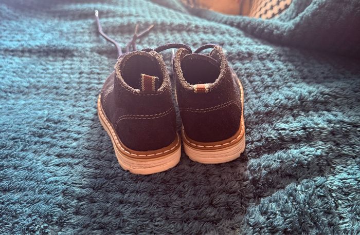 Lot de 2 bottines en daim - photo numéro 2