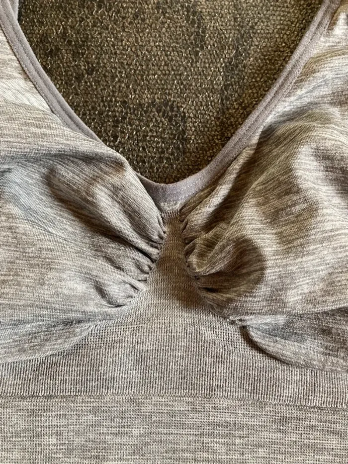 Soutien gorge sans armature brassière grise XL - photo numéro 4