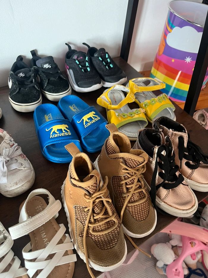 Chaussures Taille 19 à 24 - photo numéro 4