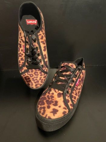 Basket Levi’s léopard