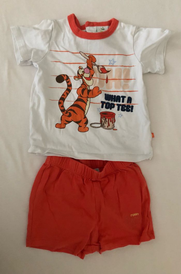Ensemble t-shirt + short 12 mois