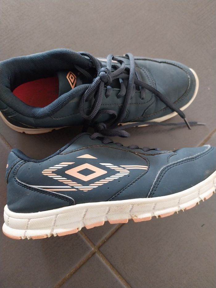 Basket umbro fille - photo numéro 2