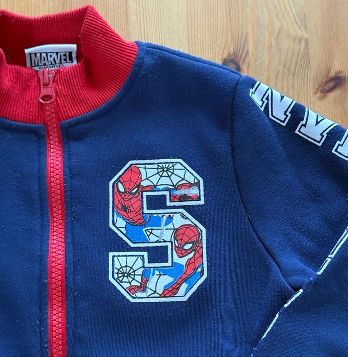Sweat « Spiderman » - photo numéro 2