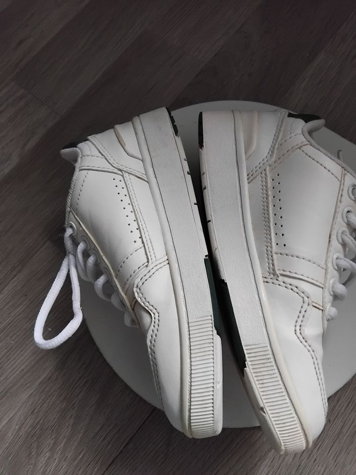 Basket lacoste enfant 30 - photo numéro 5