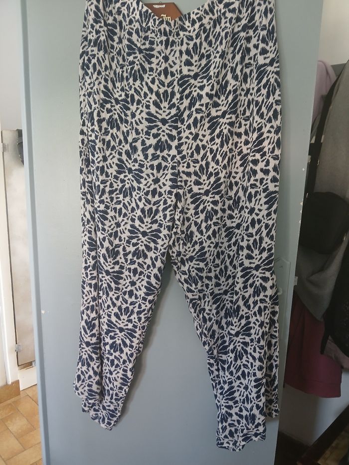 Pantalon femme taille 54 56 neuf