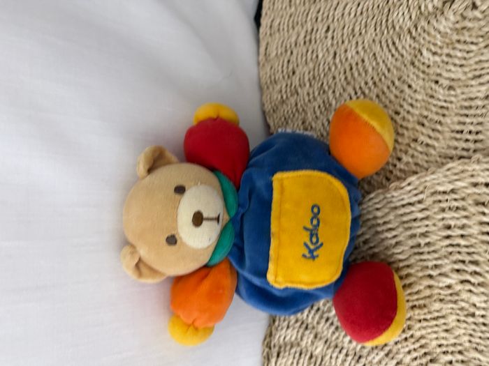 Doudou ours boule patapouf bleu orange rouge jaune KALOO - photo numéro 5