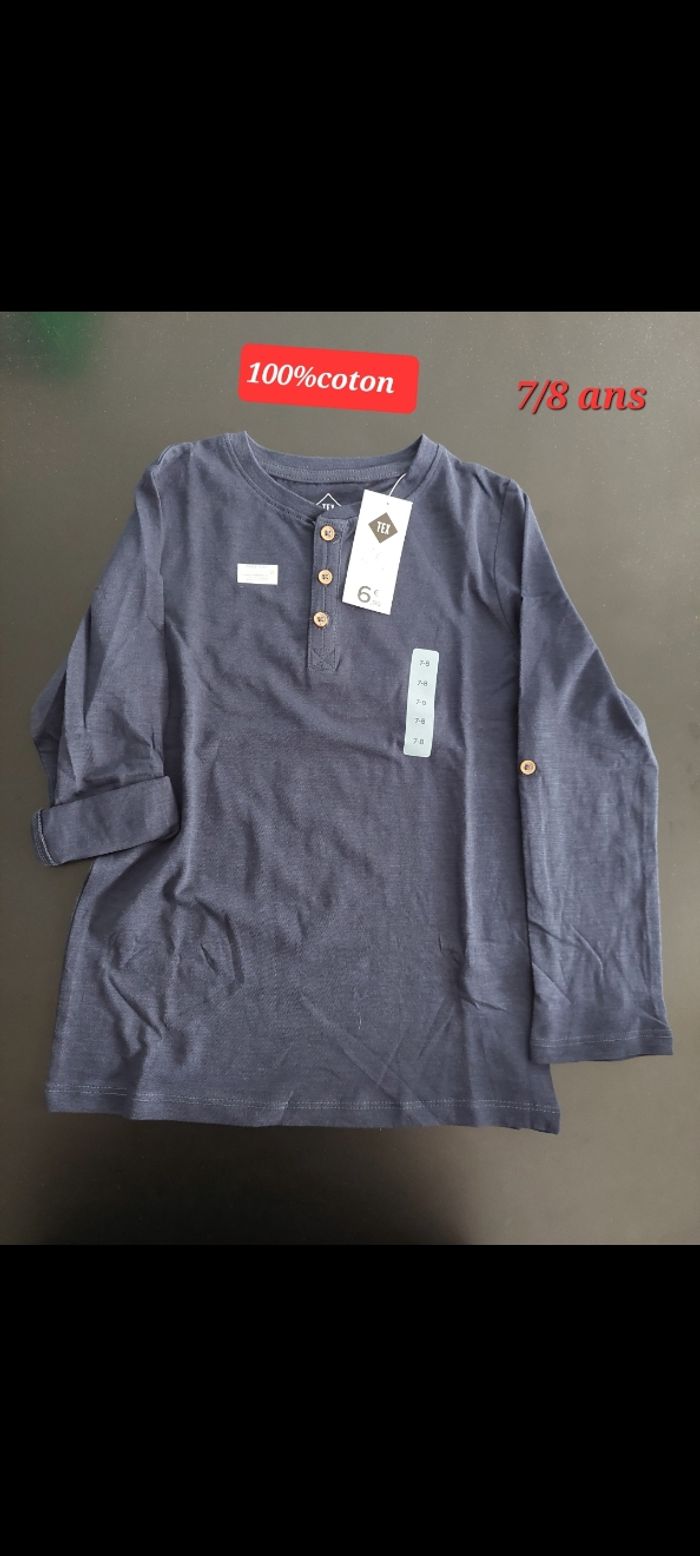 T-shirt bleu marine garçon 8ans