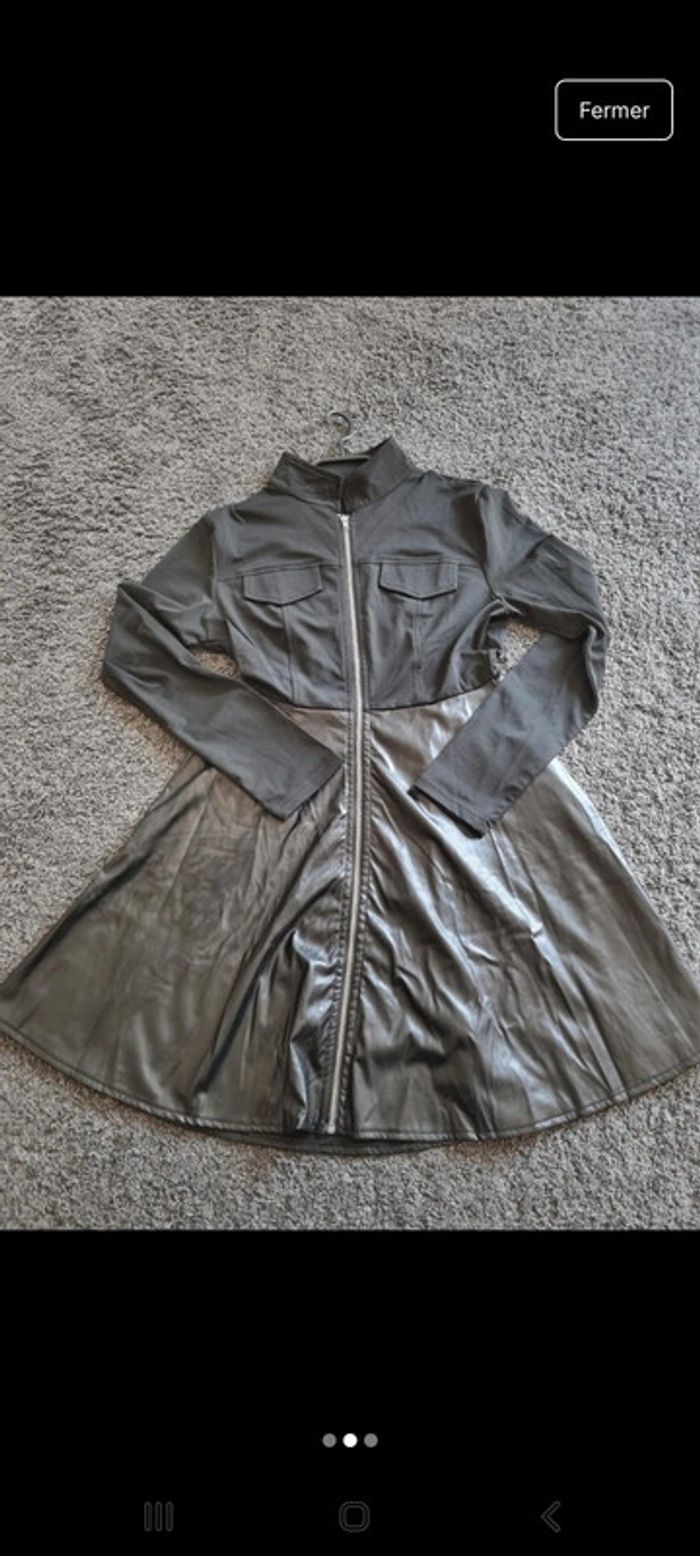 Robe simili