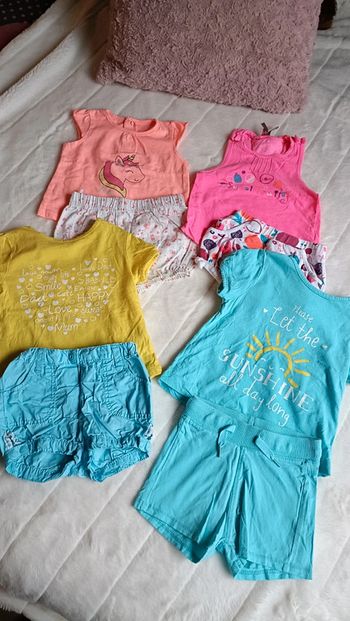 Ensembles short et tee-shirt