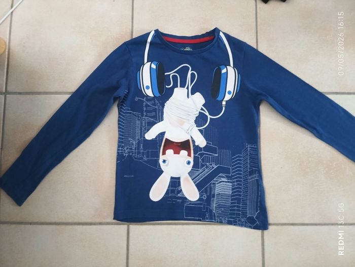 T-shirt Lapins crétins taille 10 ans - photo numéro 1