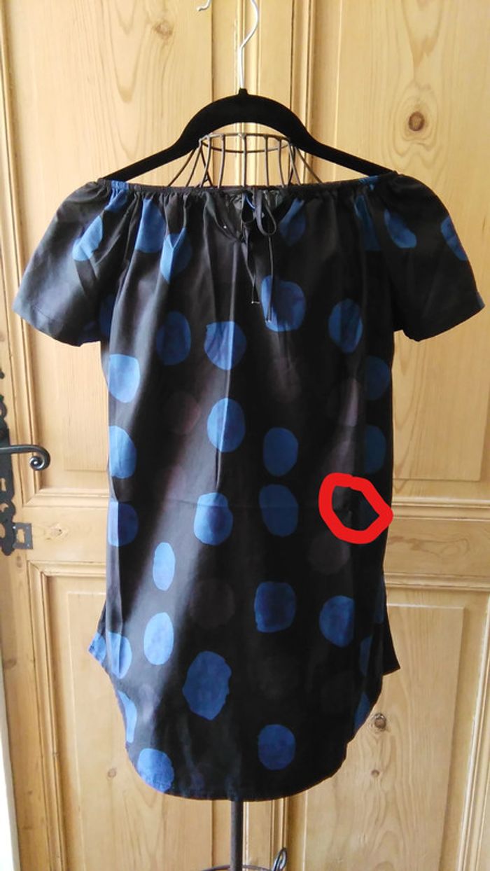 Blouse noir à pois bleu - photo numéro 4
