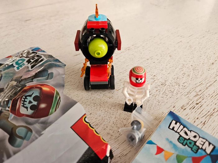LEGO Hidden Side 30464 El Fuego's Stunt Cannon, polybag complet, notice, figurine, canon, squelette - photo numéro 7