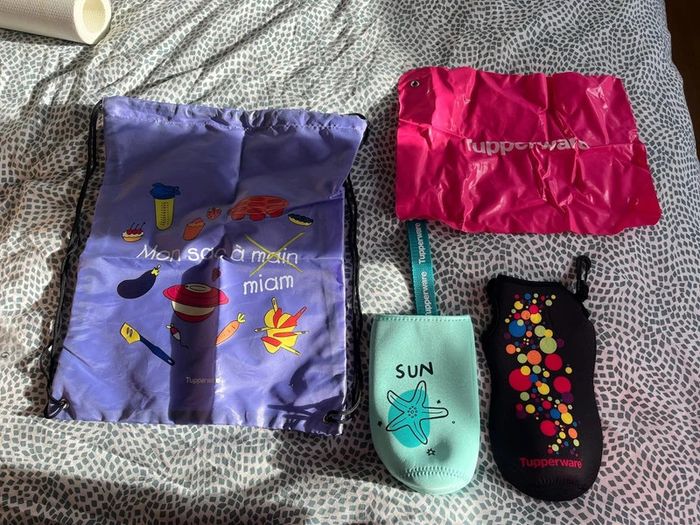 Lot de 4 goodies tupperware - neuf