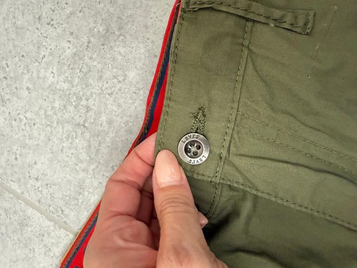 Short cargo Levi's kaki garçon 14 ans neuf - photo numéro 7