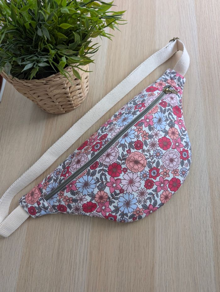 Sac banane femme fleuri - photo numéro 2