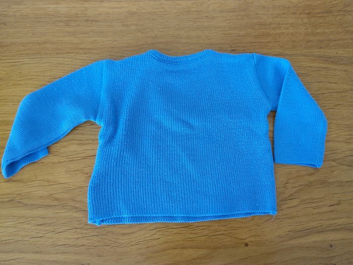 Pull léger bleu clair - photo numéro 2