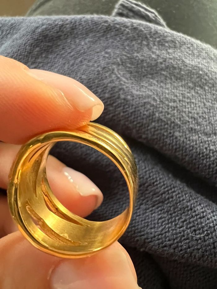 Bague dorée et strass - photo numéro 2