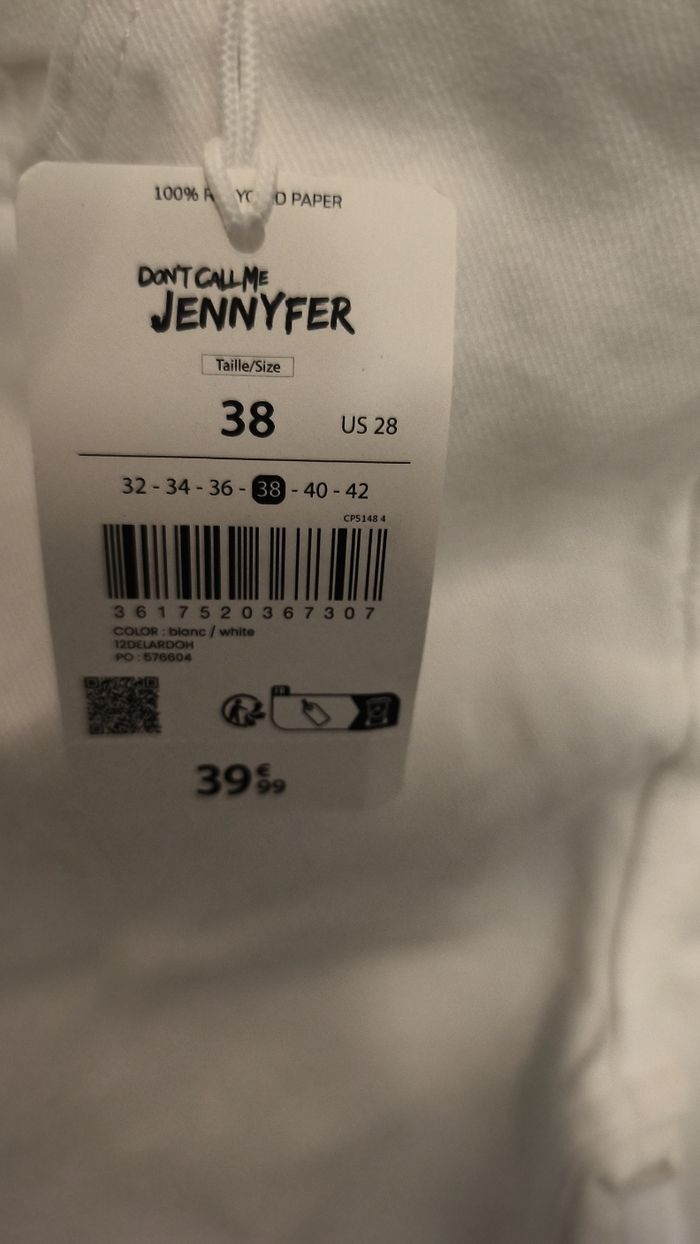 Jeans large troué neuf taille 38 Jennyfer - photo numéro 3