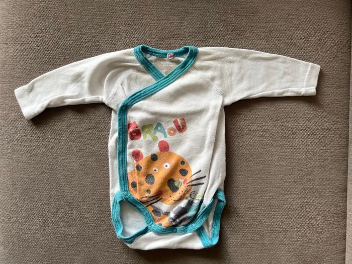 Lot vêtements 1 mois - photo numéro 4