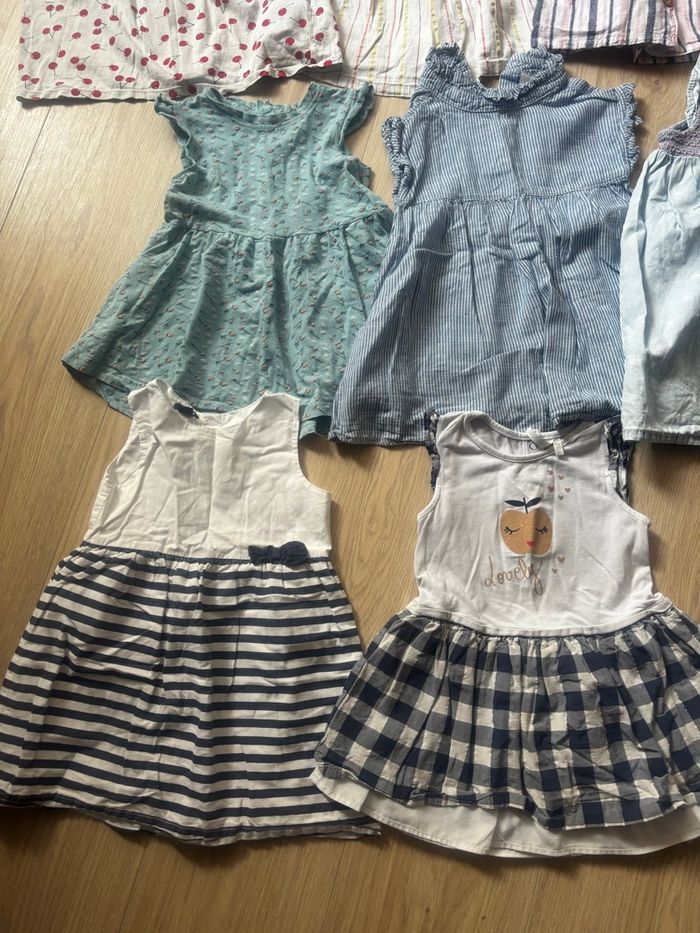 Lot robes fille 24 mois et 2 ans - photo numéro 5