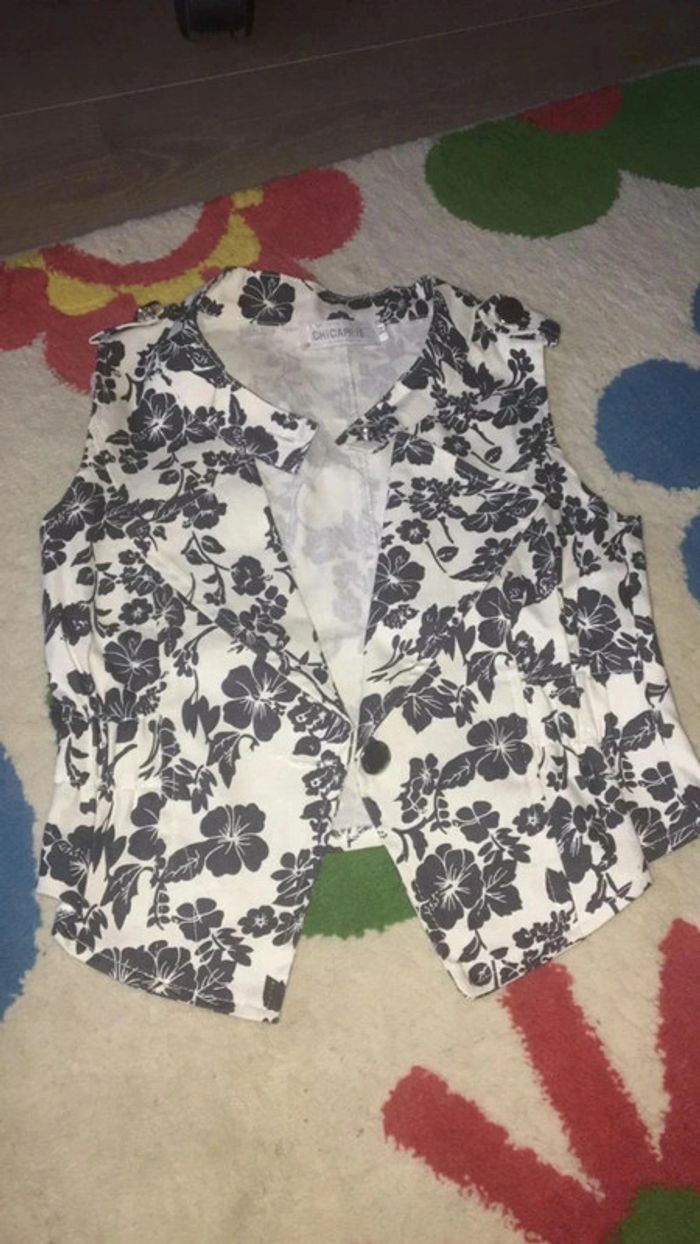 Ensemble short + veste 8ans - photo numéro 3