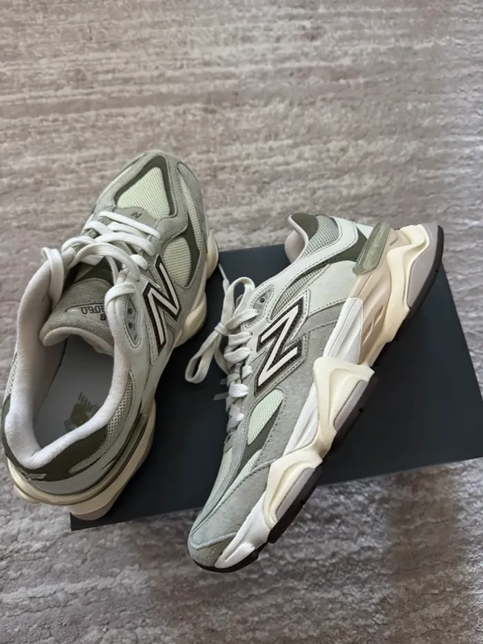 New Balance 9060 Olivine - photo numéro 2