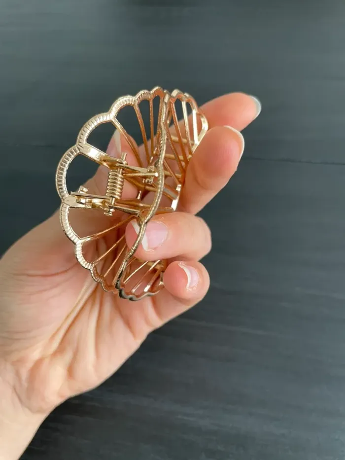 Pince à cheveux coquillage - photo numéro 3