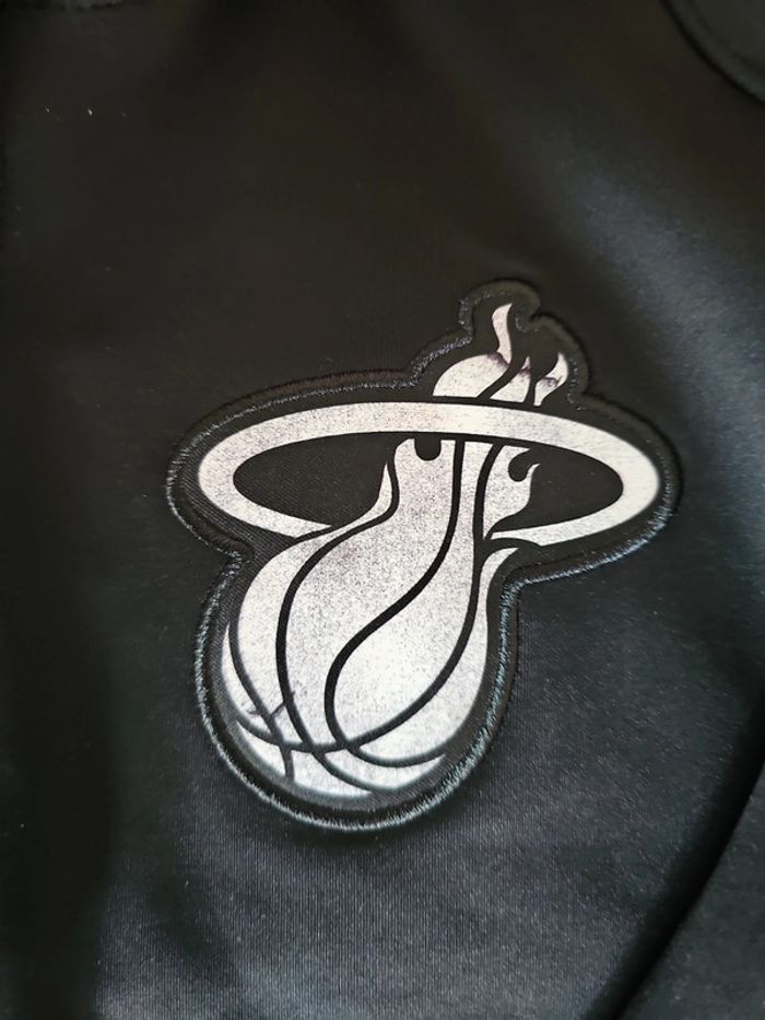 🔥Veste d'échauffement Miami Heat 2023/2024 City Edition T.S 🏝🏀 - photo numéro 8