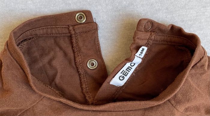 T-shirt manches longues NEUF 18m - photo numéro 6