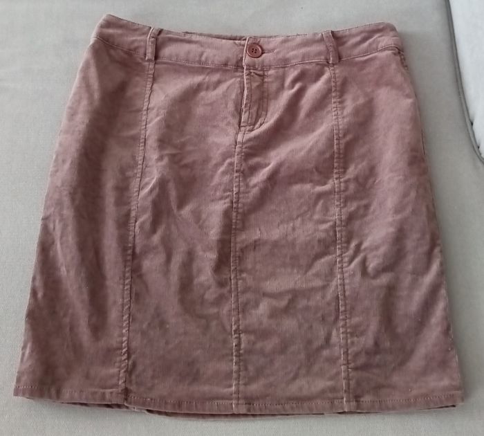 Jupe courte Ici et Maintenant taille 38 en très bon état