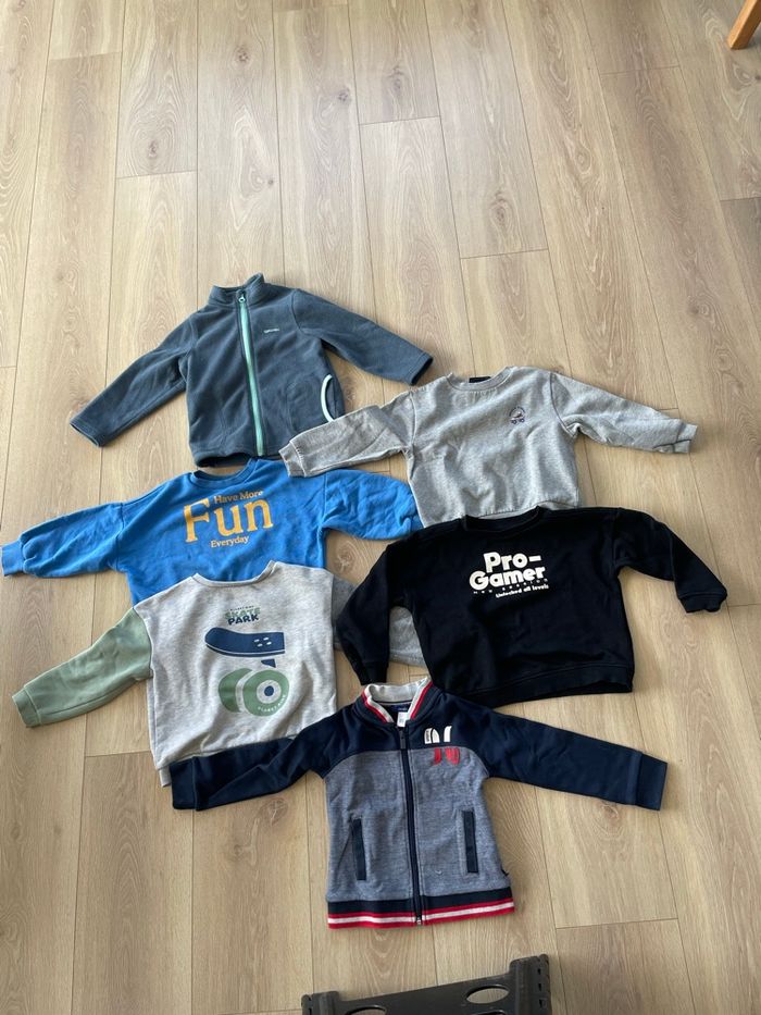 Lot de pull et veste enfant 3ans - photo numéro 4