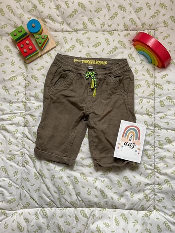 short kaki avec lien de serrage 8 ans pataugas