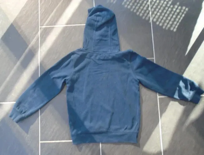 Joli sweat à capuche USA garçon 8 ans (126-131 cm) - photo numéro 3