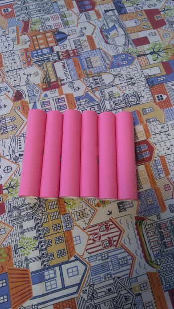 6  minis rouleaux vinyle adhésif  permanent roses