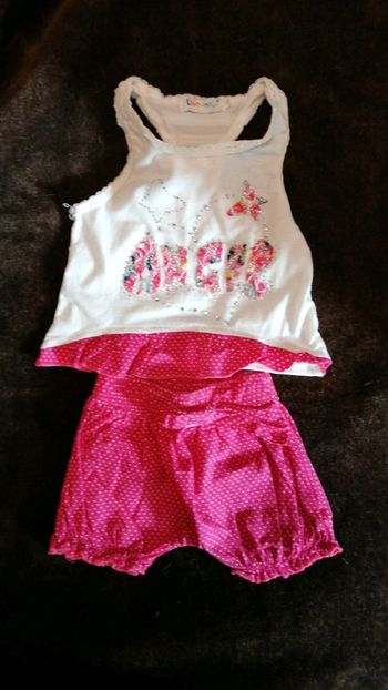 Ensemble débardeur + short 24mois