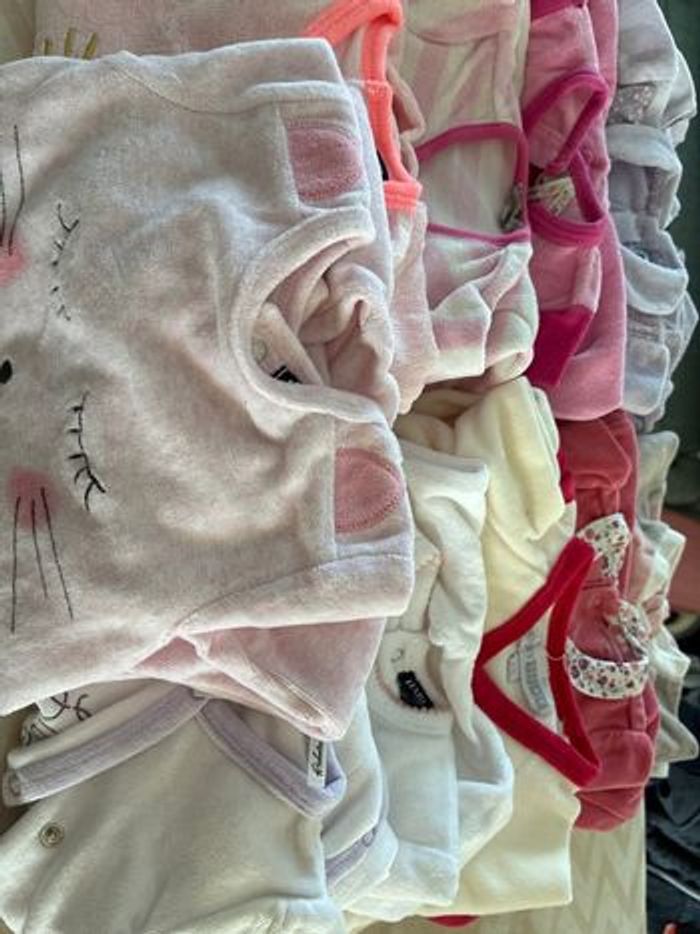Lot hiver bébé filles 3 mois lot chaussures - photo numéro 7
