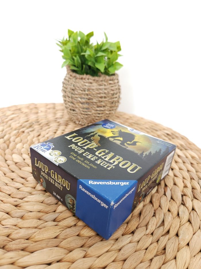 Jeu de cartes Loup-Garou pour une nuit Ravensburger - photo numéro 5