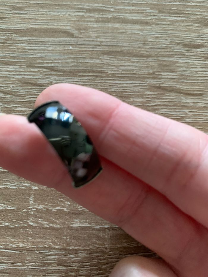 Boucles d’oreilles demi créoles noires - photo numéro 5