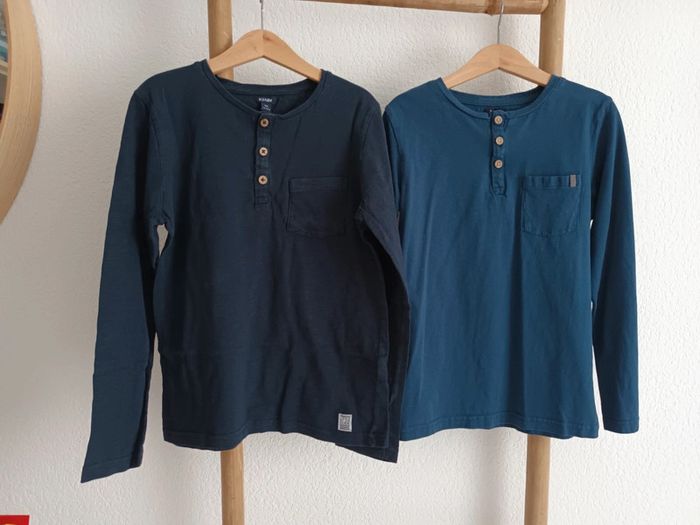 Lot de deux hauts manches longues 10 ans
