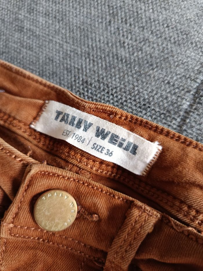 Jeans Tally Weijl taille 36 - photo numéro 2