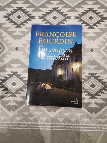 Livre : un soupçon d'interdit