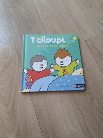 Livre Tchoupi dort chez un copain
