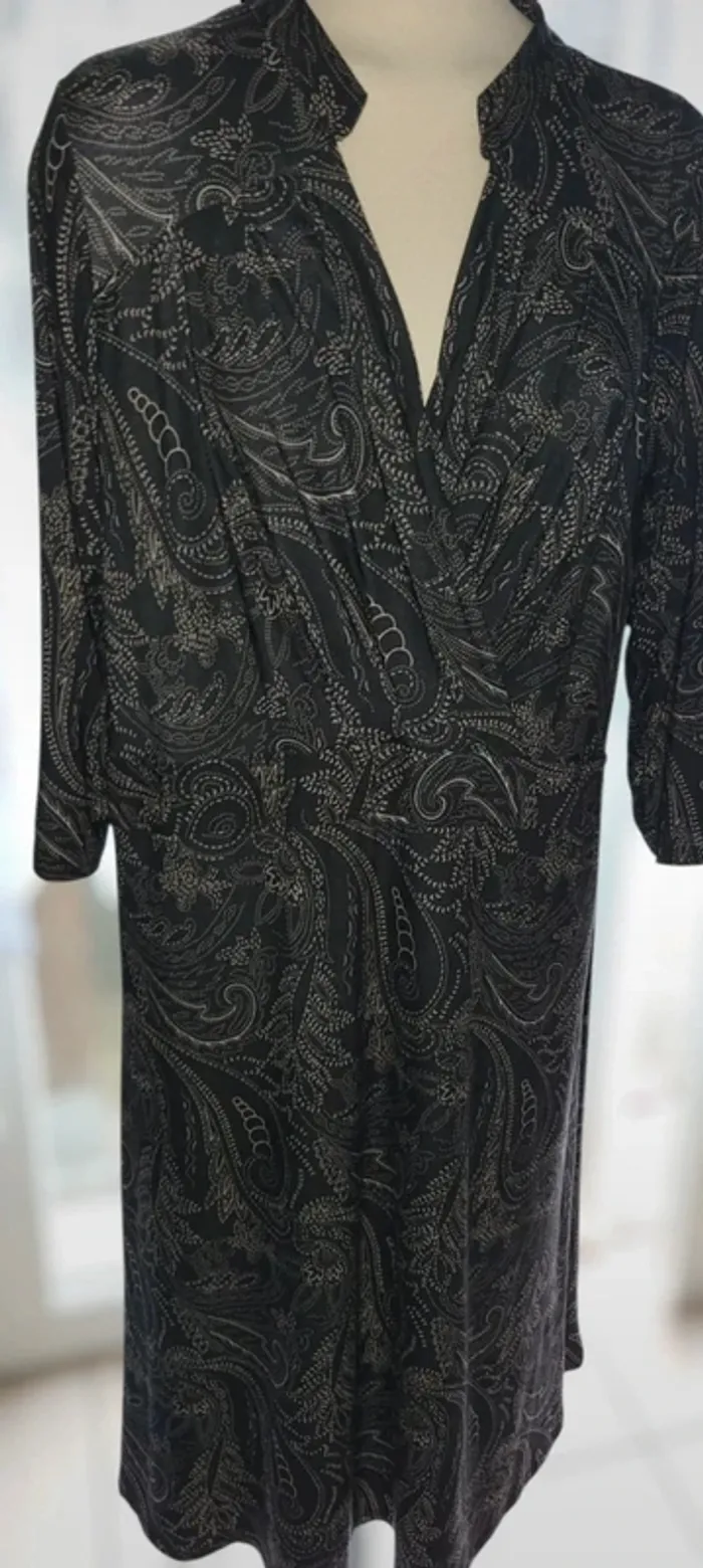 Élégante robe paisley à manches 3/4 – Tendance et Chic - photo numéro 5