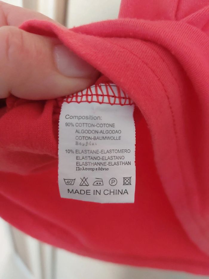 Tee-shirt rose fushia avec brillant - photo numéro 4