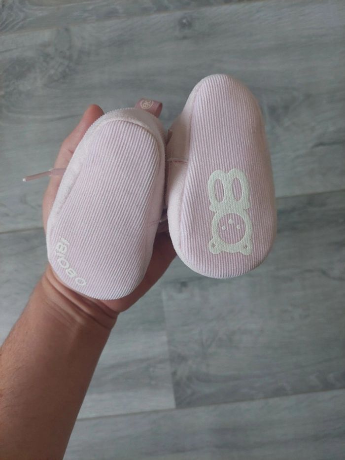 Chaussures bébé 1/6 mois