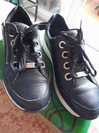 BASKETS CUIR " ARA HIGH SOFT" TAILLE  39
