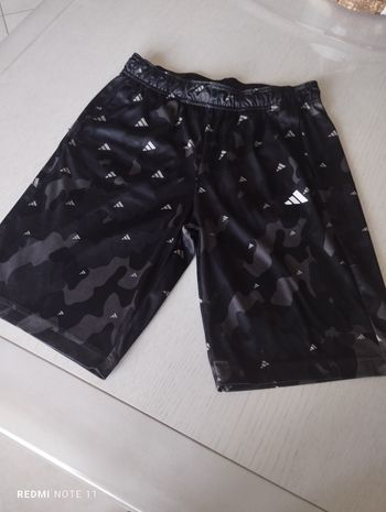 Short adidas